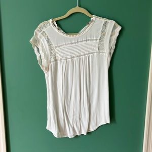 Daniel Rainn, lightweight linen shirt with lace details, size medium